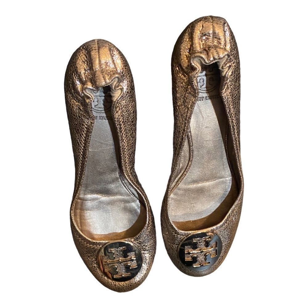 Tory Burch silver flat loafers Sz 8 - Picture 4 of 4